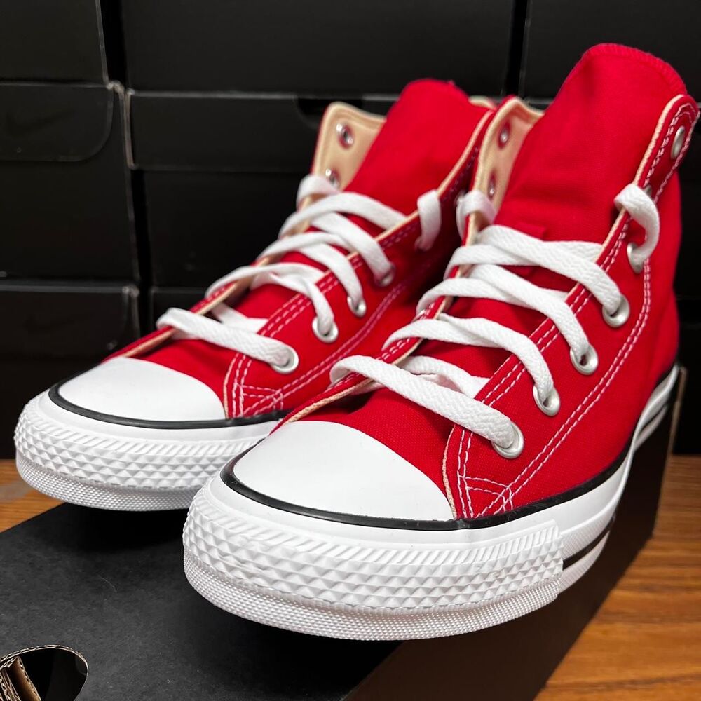 Converse Men's Red Trainers